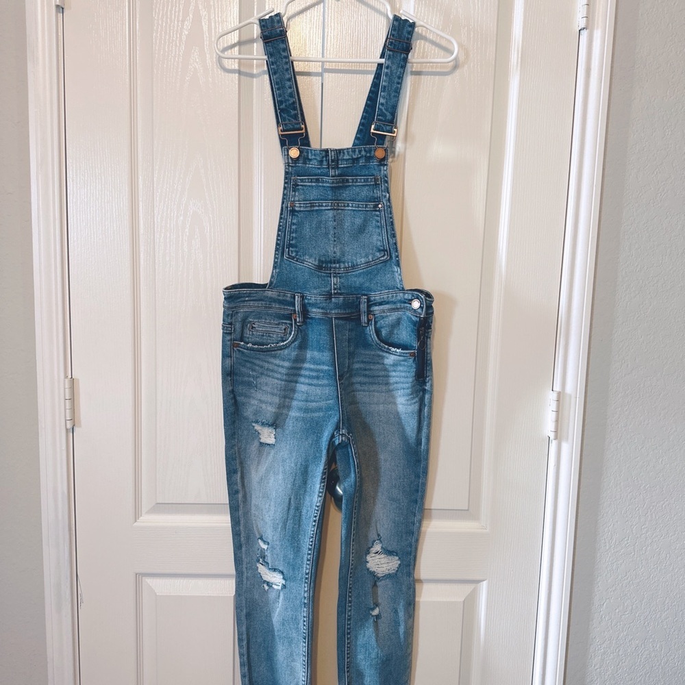 Blank NYC Slim Girl Friend Overall Size 25 distressed